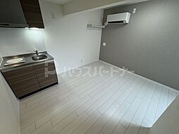 Monologue 201 2階ワンルームのリビング/ダイニング