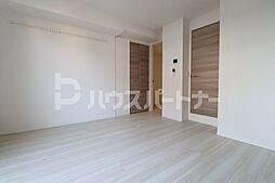 ラリュール赤塚II 203 2階1Kのリビング/ダイニング