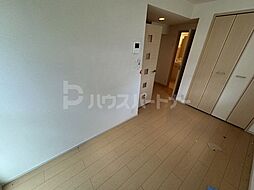 カーサ　プラシード 104 1階ワンルームのリビング/ダイニング