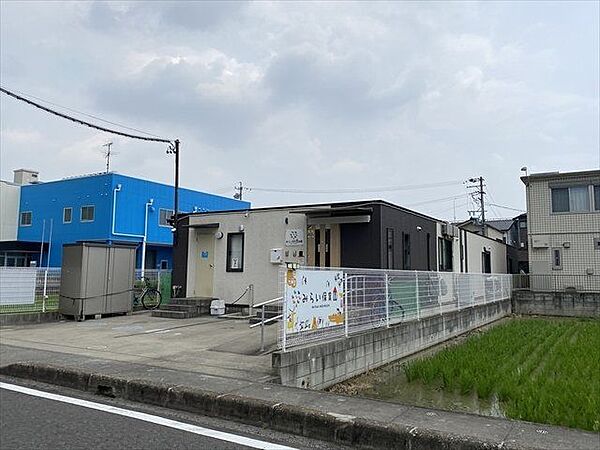 みらい保育園古城名鉄犬山線下小田井駅から徒歩で10分。生後3ヶ月～2歳児クラス。「体調不良児対応保育」を行っています。 740m