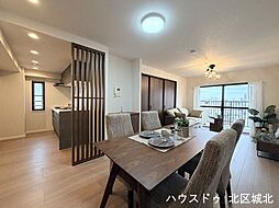 リビング/ダイニングの画像