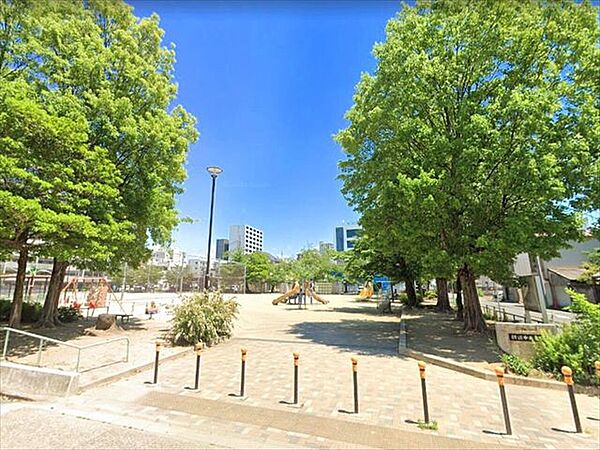 【新道中央公園】【新道中央公園】 350m