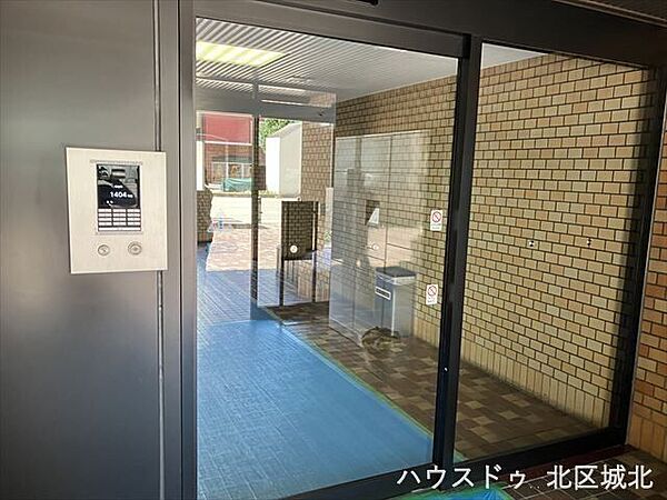 オートロック付きで安心のセキュリティ！不審者の侵入を防ぎ、住まう方のプライバシーと安全をしっかり守ってくれます♪