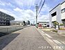 その他：【南側前面道路】幅員約6.5ｍ前面道路。街並みが開放的で圧迫感がありません。道路幅にゆとりがあるので、大きめの車に乗りたい方にもオススメです。