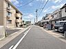 外観：【北側前面道路】道路幅にゆとりがあるので、車種を選びません。大きめの車に乗りたい方にもオススメです。