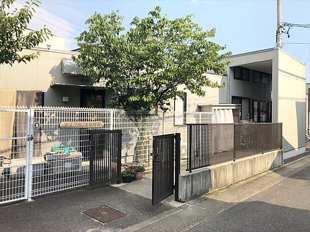 【アスクあじま保育園】●対象年齢●生後57日以降-就学前児童●開園時間●（開園時間）月-土 7：30-19：30（基本保育時間）月-土 9：00-17：00 1400m