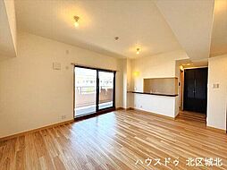 宝マンション東志賀 3LDKのリビング/ダイニング