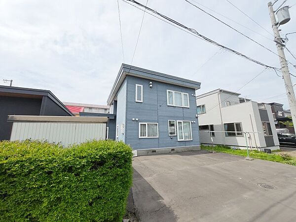 detached 北海道千歳市栄町２丁目
地図を見る