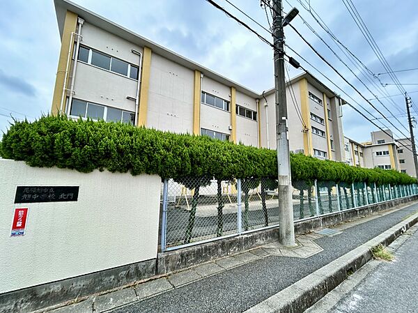 尾張旭市立旭中学校（3013m）