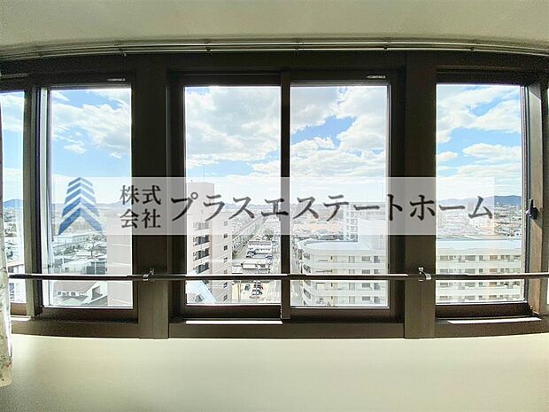 〇11階建ての最上階♪　●LDKから姫路城が望めます♪　〇昨年複層ガラス窓枠リフォ一ム済♪