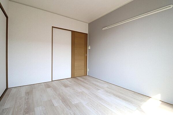 apartment 埼玉県深谷市東方
地図を見る