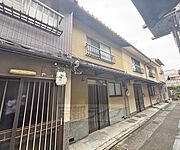 二条城前駅より徒歩5分 築113年10ヶ月の賃貸物件
