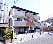 藤森駅より徒歩7分 2階 築8年8ヶ月の賃貸物件