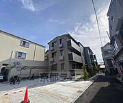 鹿王院駅より徒歩3分 3階 築1年8ヶ月の賃貸物件