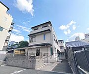 丸太町駅より徒歩8分 2階 築11年9ヶ月の賃貸物件