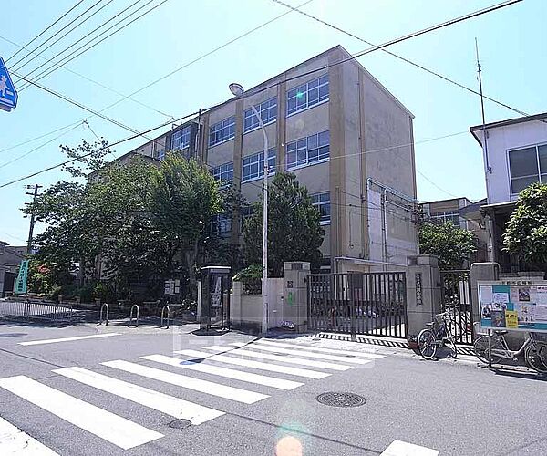 画像30:川岡小学校まで195m 活気のある小学校です。