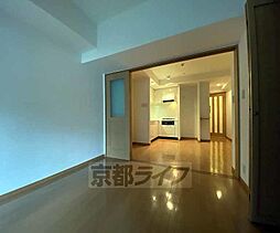 京都市営烏丸線 四条駅 徒歩5分の賃貸マンション 2階2LDKのリビング/ダイニング