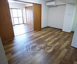 ＱＵＩＮＴＯ五条烏丸 502 5階1LDKのリビング/ダイニング