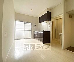 JR山陰本線 太秦駅 徒歩3分の賃貸マンション 1階3DKのリビング/ダイニング