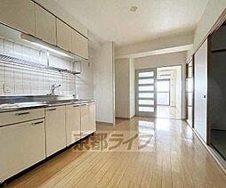 グリーンスカイ藤 7階3DKのリビング/ダイニング