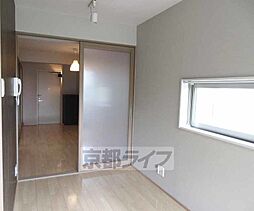 京都地下鉄東西線 醍醐駅 徒歩11分の賃貸マンション 4階1DKのリビング/ダイニング