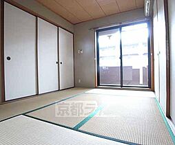 近鉄京都線 向島駅 徒歩10分の賃貸マンション 1階2LDKのリビング/ダイニング