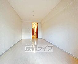 京都市営烏丸線 烏丸御池駅 徒歩7分の賃貸マンション 4階1Kのリビング/ダイニング