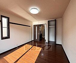 グレースフル長岡京 2階1Kのリビング/ダイニング