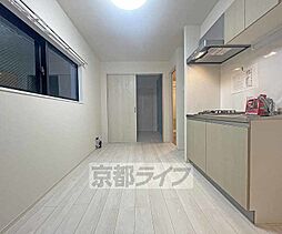 三永レジデンス京都 301 3階1DKのリビング/ダイニング