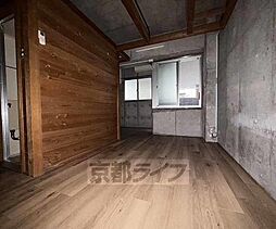 京阪本線 龍谷大前深草駅 徒歩4分の賃貸マンション 1階ワンルームのリビング/ダイニング