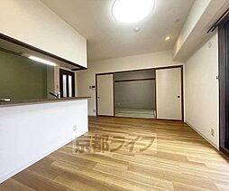 信開ガーデンコート西大路 2階2LDKのリビング/ダイニング