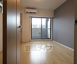 京都市営烏丸線 くいな橋駅 徒歩10分の賃貸アパート 1階1Kのリビング/ダイニング