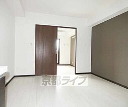 京阪本線 伏見桃山駅 徒歩4分の賃貸マンション 3階1LDKのリビング/ダイニング