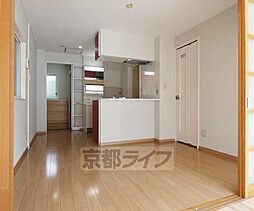 京阪本線 伏見稲荷駅 徒歩6分の賃貸マンション 1階1DKのリビング/ダイニング