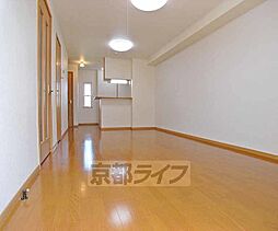 JR奈良線 JR藤森駅 徒歩7分の賃貸アパート 1階1Kのリビング/ダイニング