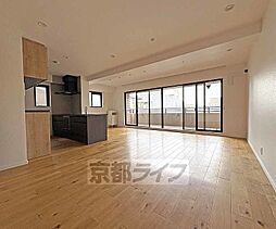 京都市営烏丸線 烏丸御池駅 徒歩5分の賃貸マンション 2階2LDKのリビング/ダイニング