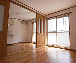 阪急嵐山線 上桂駅 徒歩2分の賃貸アパート 2階2DKのリビング/ダイニング