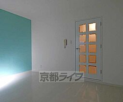 京阪本線 丹波橋駅 徒歩10分の賃貸マンション 3階1Kのリビング/ダイニング