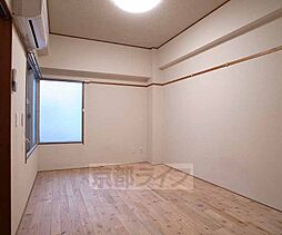 京都市営烏丸線 丸太町駅 徒歩7分の賃貸マンション 4階1Kのリビング/ダイニング