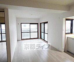 京都地下鉄東西線 西大路御池駅 徒歩2分の賃貸マンション 2階2LDKのリビング/ダイニング