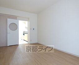 京都市営烏丸線 丸太町駅 徒歩2分の賃貸マンション 1階1Kのリビング/ダイニング