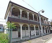 藤森駅より徒歩2分 2階 築44年の賃貸物件