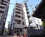 山科駅より徒歩3分 3階 築28年の賃貸物件