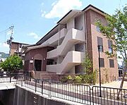 椥辻駅より徒歩15分 2階 築16年2ヶ月の賃貸物件