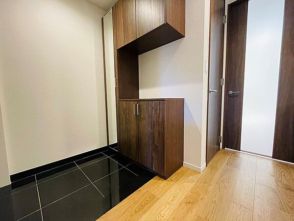 収納建具交換（Panasonic製）