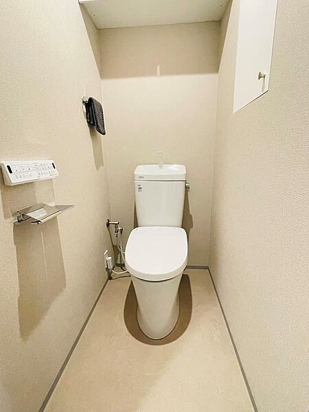 トイレ交換（LIXIL製