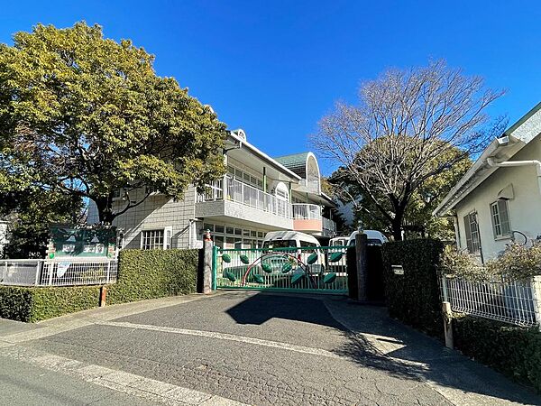 認定こども園岡津幼稚園まで約1,500m(徒歩19分)