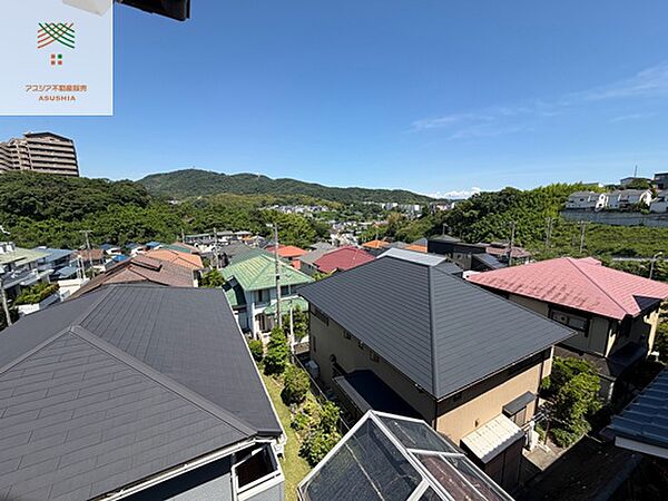 ２階からの眺望です。抜け感のある眺望です。