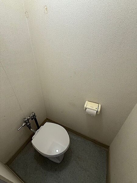 トイレを拡大表示