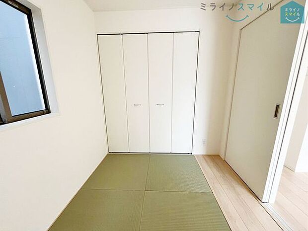 3.7畳の和室は、小さなお子様のお世話に大活躍♪来客用スペースとしても活用でき、ちょっと横になりたい時などとっても便利です！